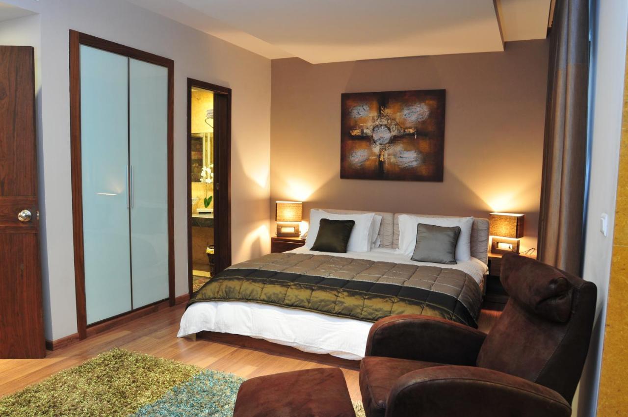City Suite Hotel Beirut Esterno foto