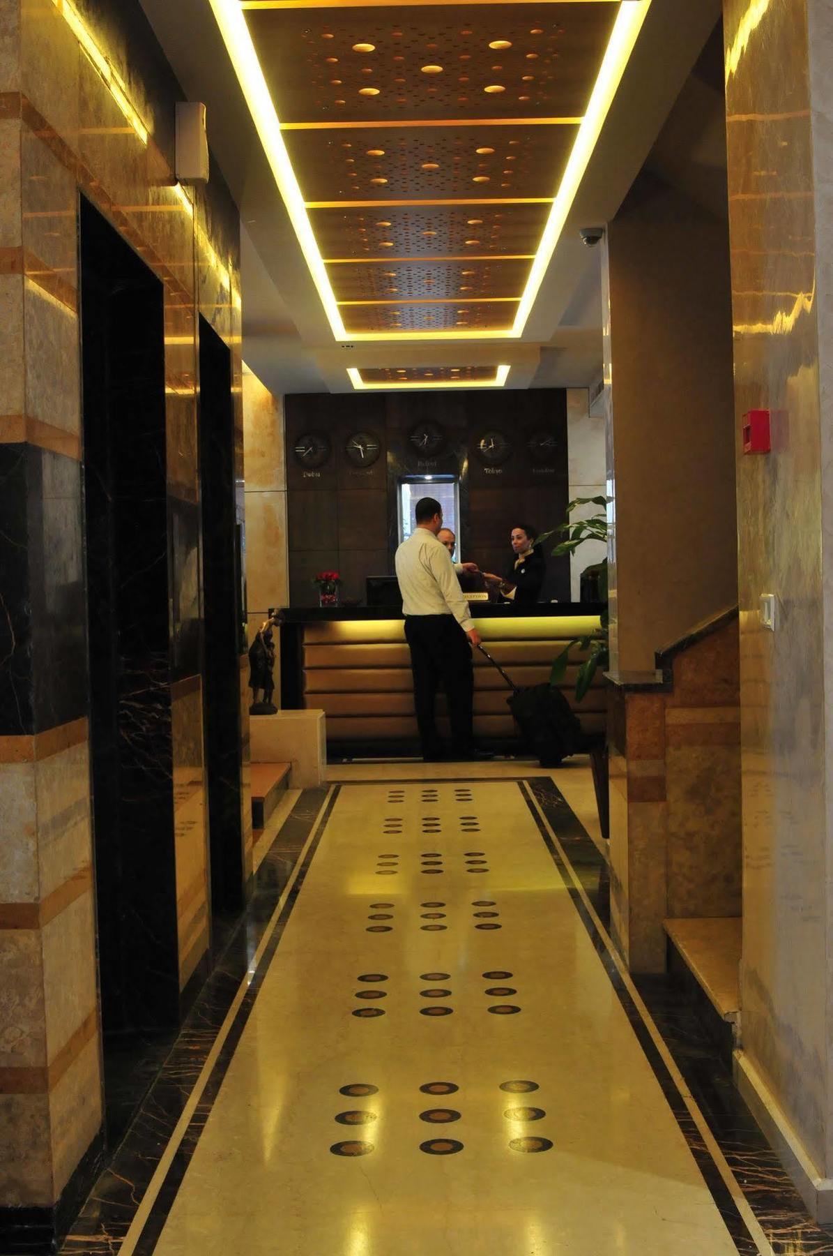 City Suite Hotel Beirut Esterno foto
